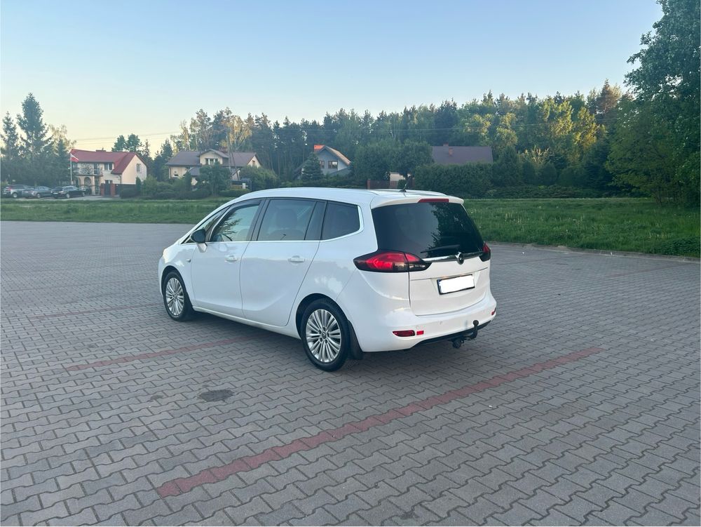 OPEL ZAFIRA C TOURER 1.6 CDTI 135KM Hak Pdc Bezwypadkowy 2013