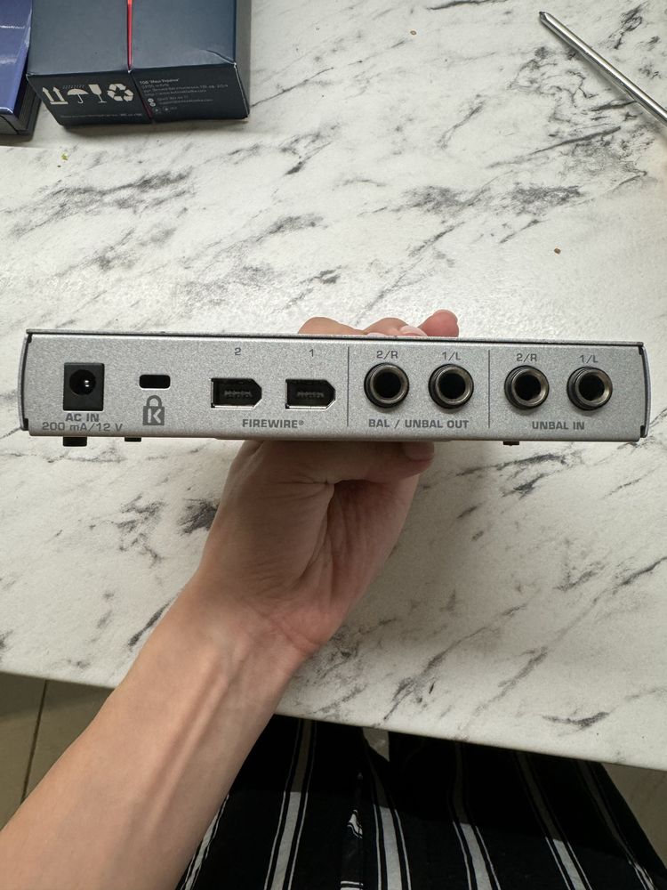 Звукова Карта Behringer FCA202
