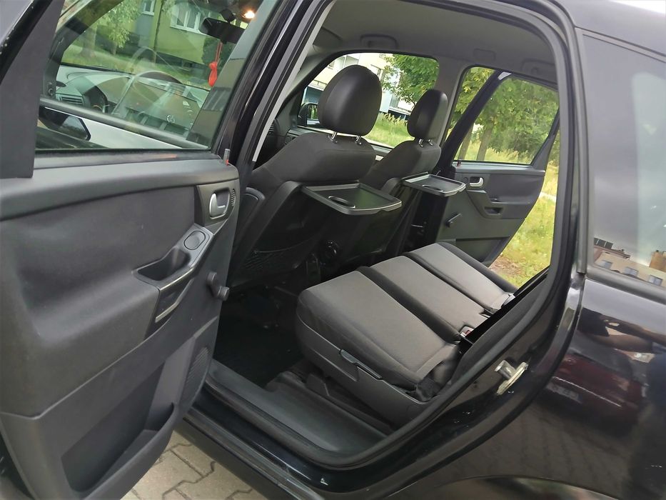 Meriva  klima chłodzi,1.6benzyna  przegląd+oc VII-2025