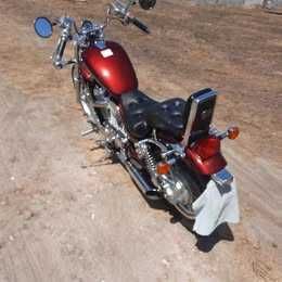 Suzuki Intruder VS 800