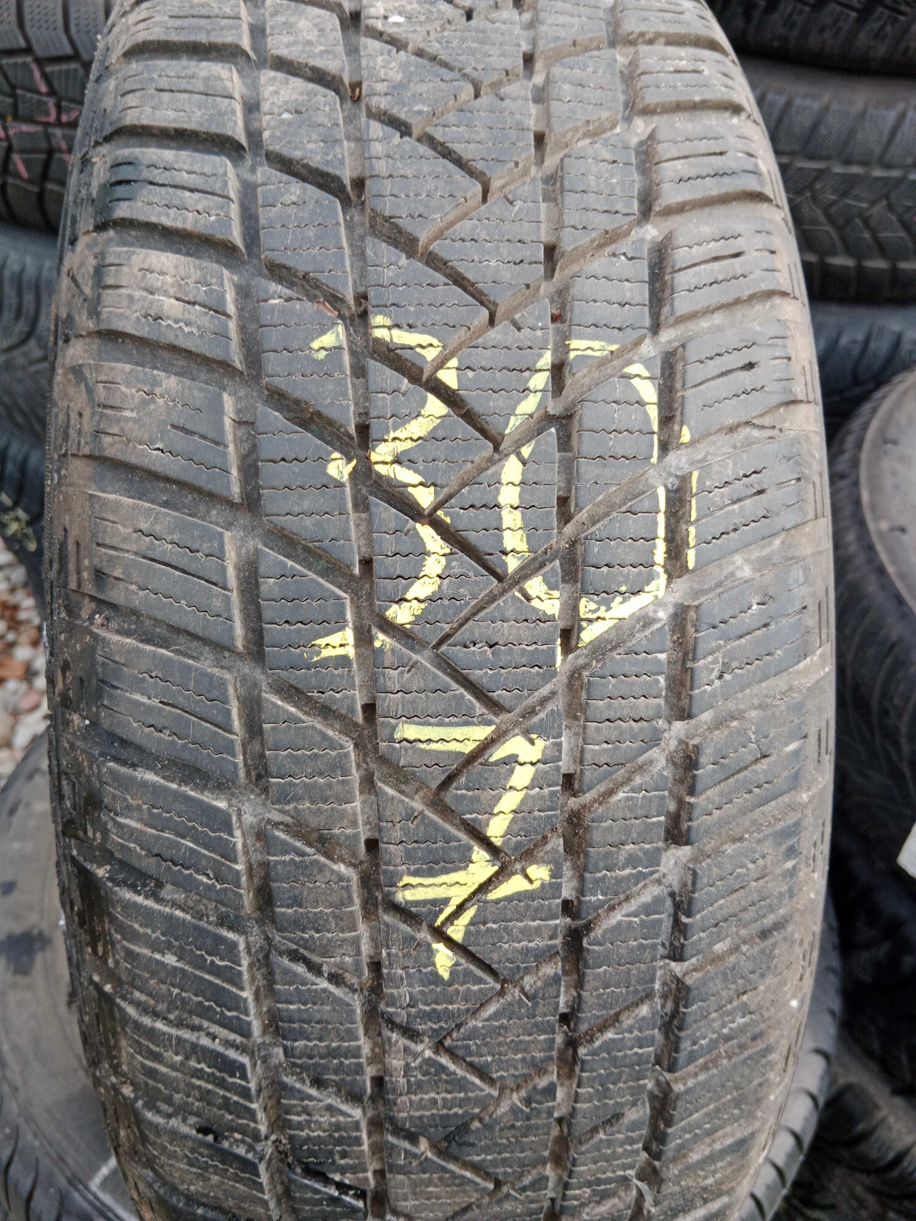 Opona używana 195/65R15 GT Radial Winter Pro 2 1szt.