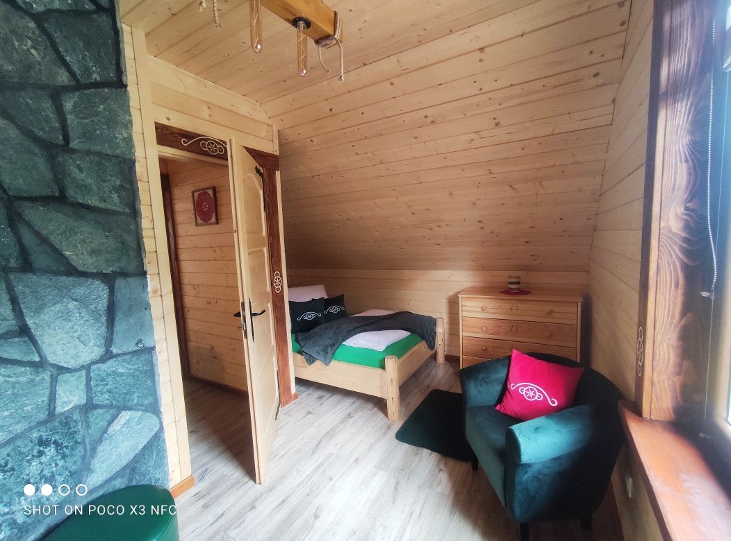 Domki Nad samą rzeką Sauna jacuzzi 8os. noclegi Brenna,Ustroń Beskidy