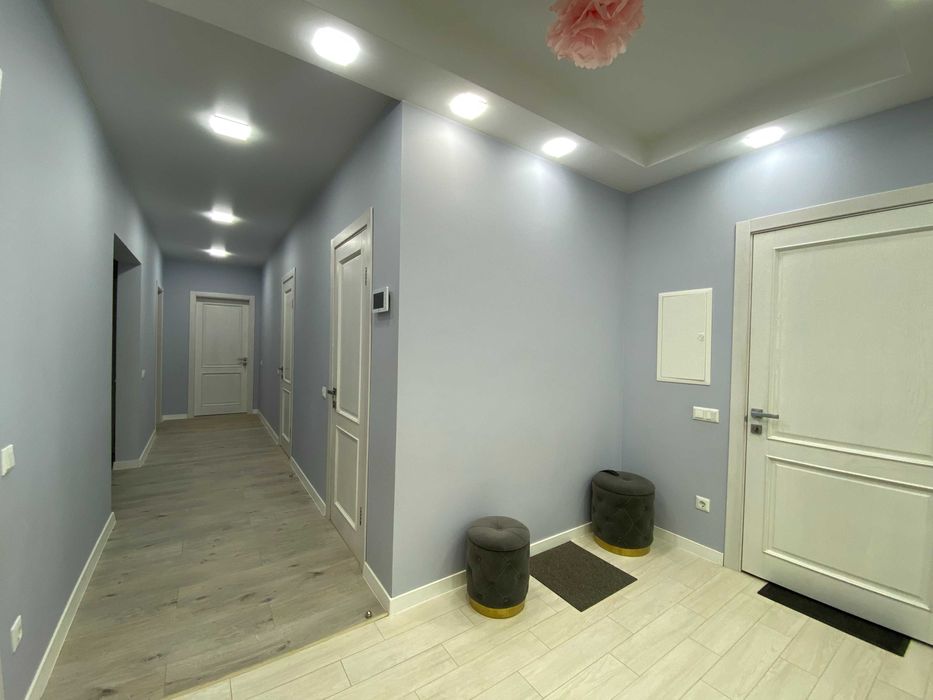 Оболонь Сдам Шикарну 2х кімнатну вул Героїв Полку Азов 8