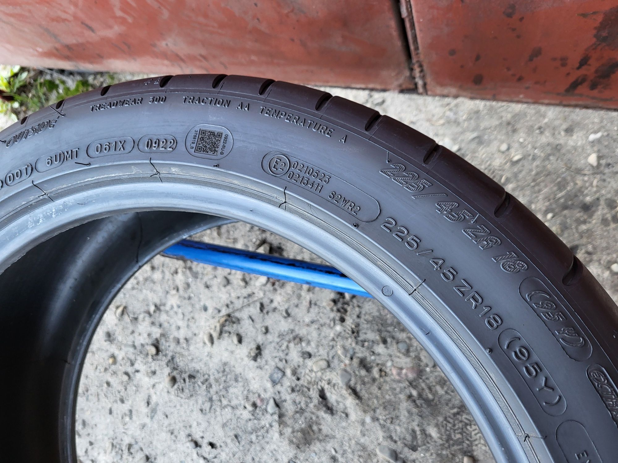 225/45/18 R18 Michelin Pilot Super Sport 2шт ціна за 1шт літо шини