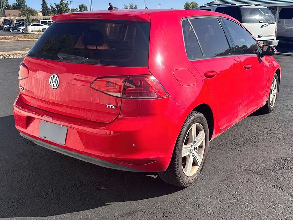 Volkswagen Golf TDI S      2015