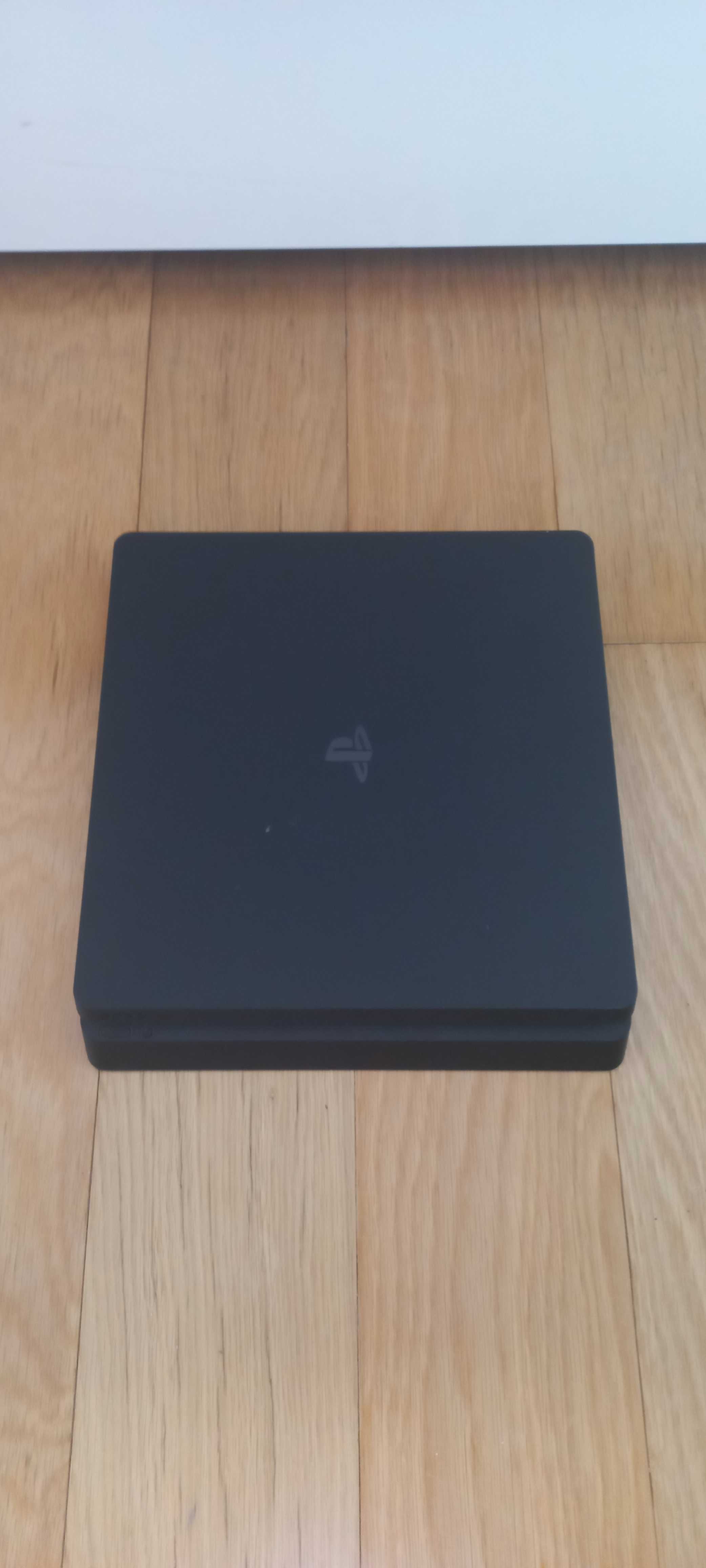 PS4 1TB, comando DualShock 4, 19 jogos