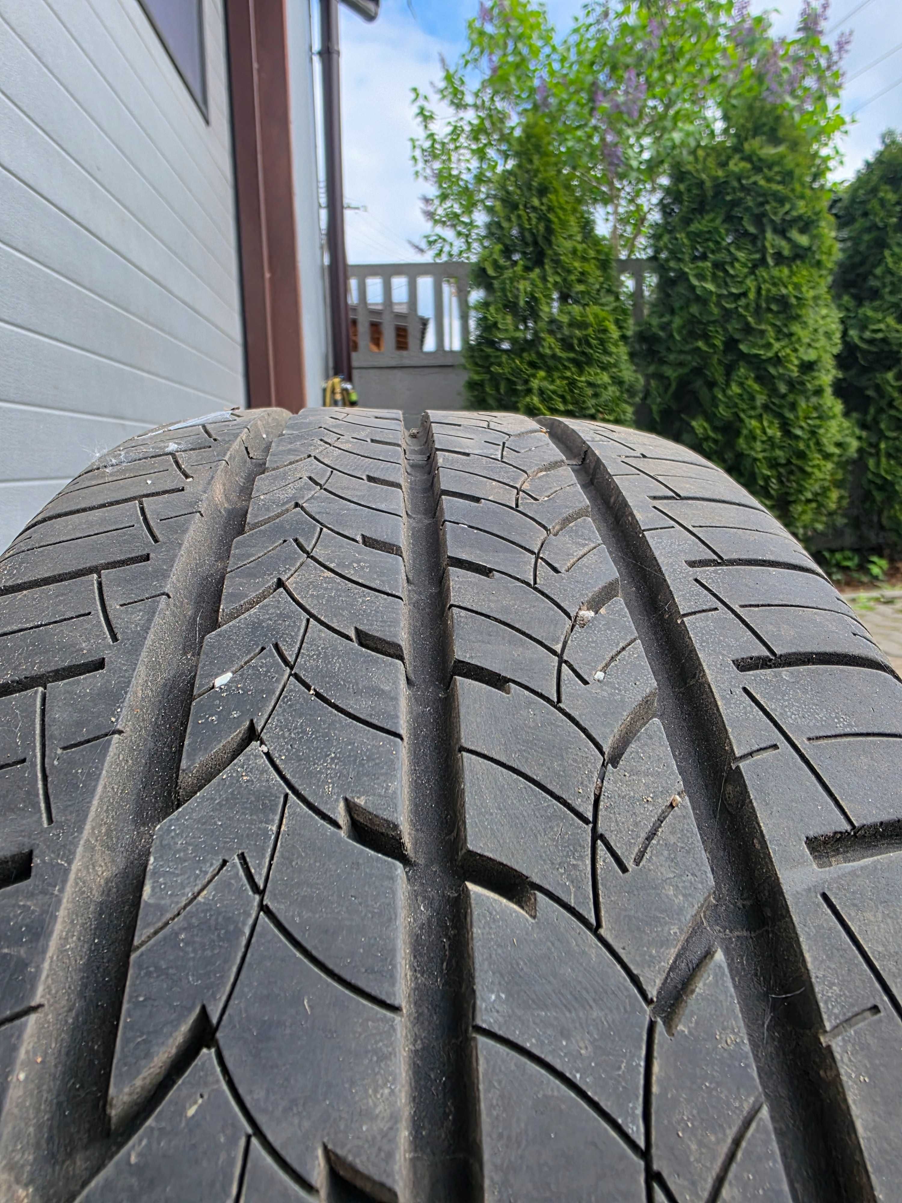 Komplet kół felg aluminiowych opon- Vivaro Trafic Primastar 215/65r16c