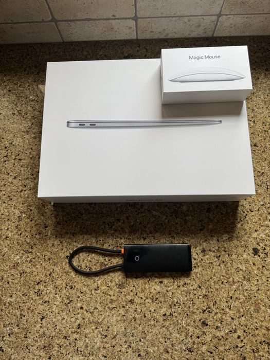 MacBook M1 + Magic mouse + USBc hub (sem uso nenhum)