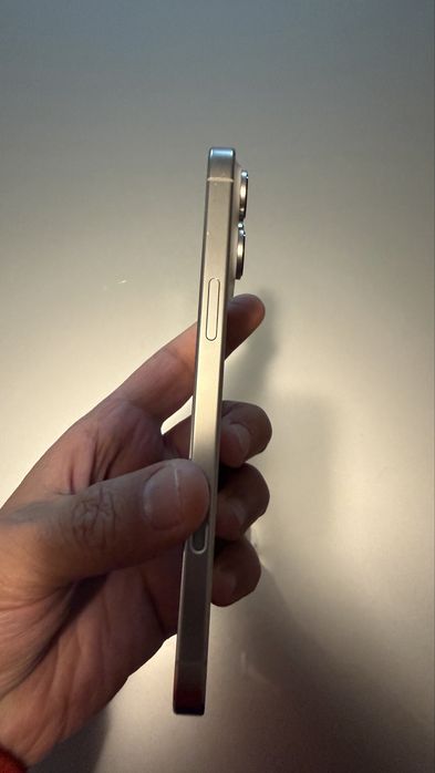 Vendo  iPhone 16 Pro Max 256GB Silver – impecável!