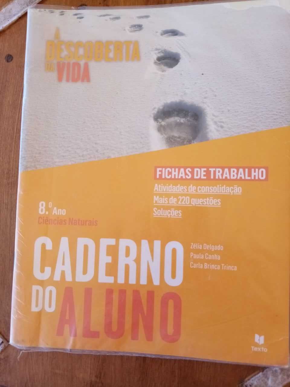 Caderno de atividades  "Á descoberta da vida "8º ano de ciencias