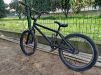 Bicicleta BMX BTwin 100