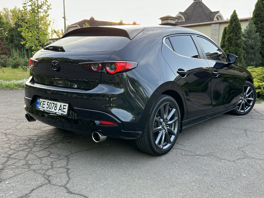 Mazda 3  BP  2019