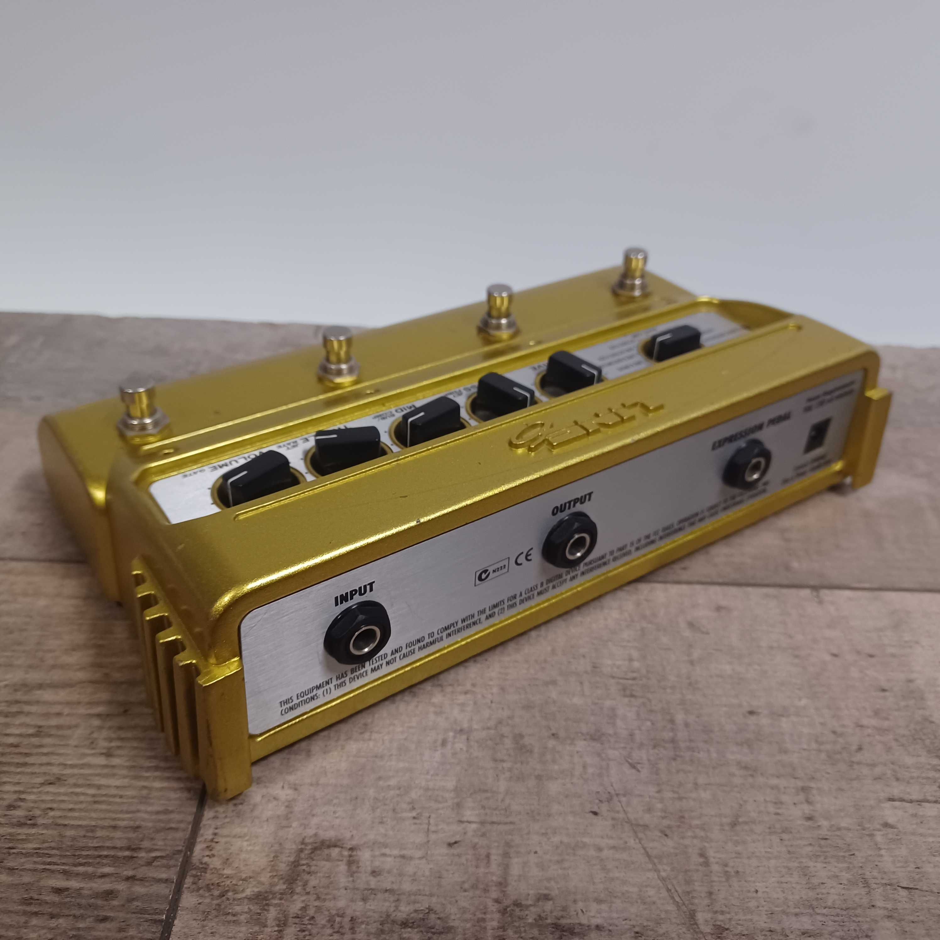 Line 6 DM4 multiefekt procesor gitarowy