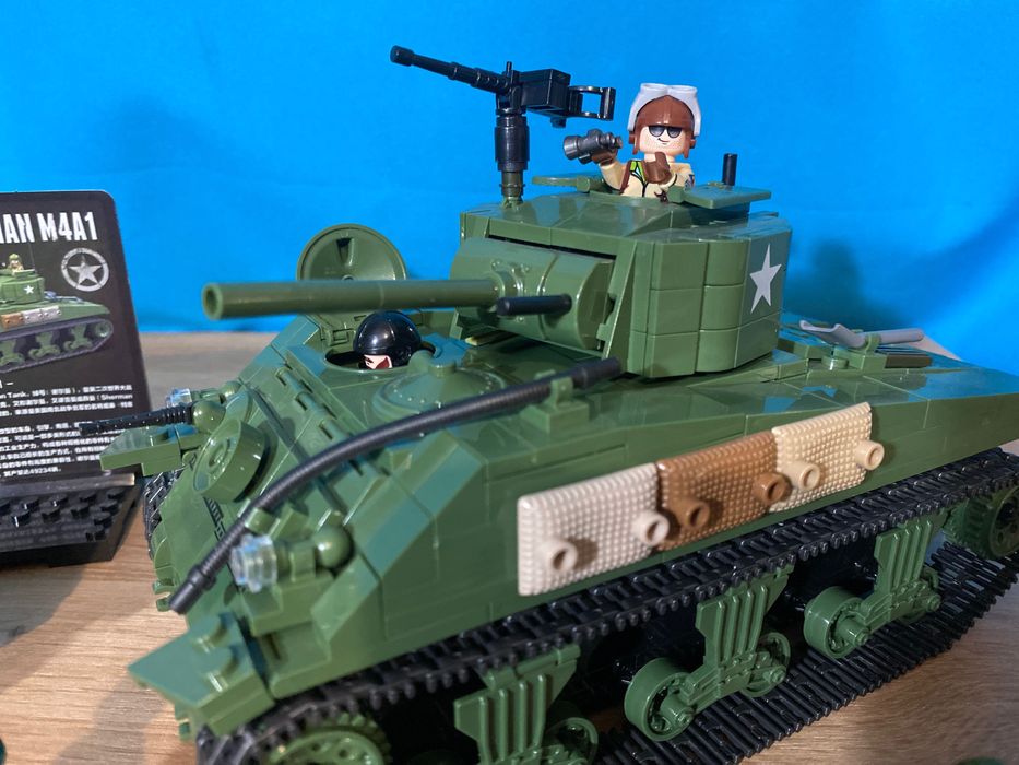 Lego Tanque Sherman e Jeep Willys + figuras WWII
