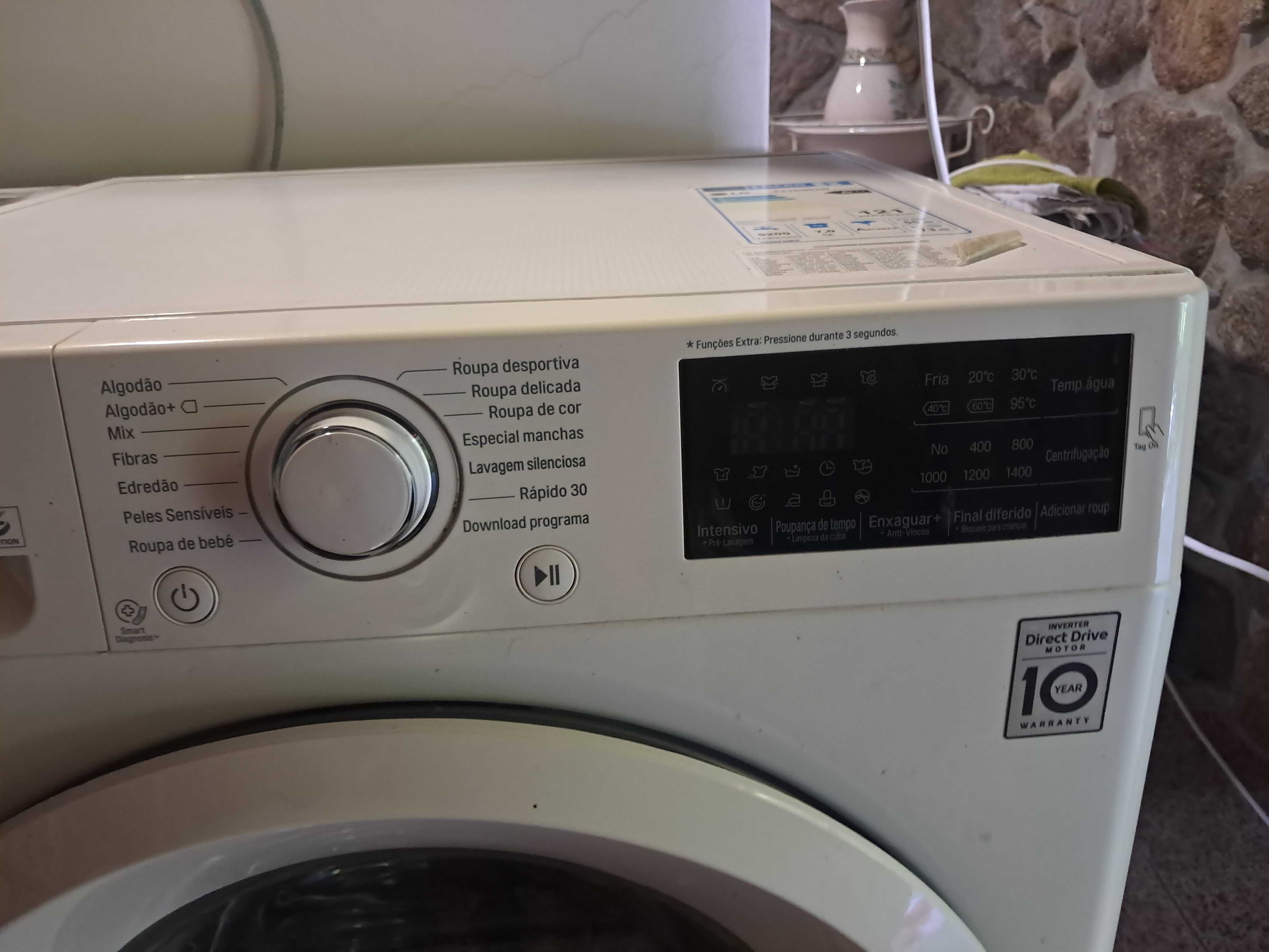Máquina de Lavar Roupa LG  Motion DD