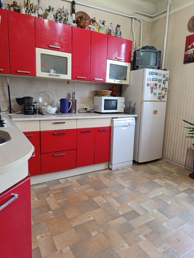 Продам 2 к.кв сталинка пр. Нигояна (Калинина), Мазепы, Вокзал