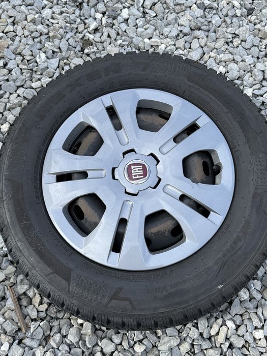 Opony zimowe NEXEN Nblue  215/65/16C 8mm 4 szt