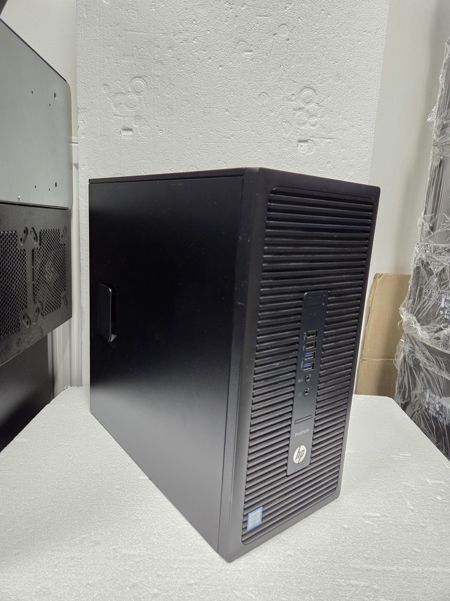 Core i3-6100(4x3.20/8GB DDR4/HD 530)HP 600 G2 MT
