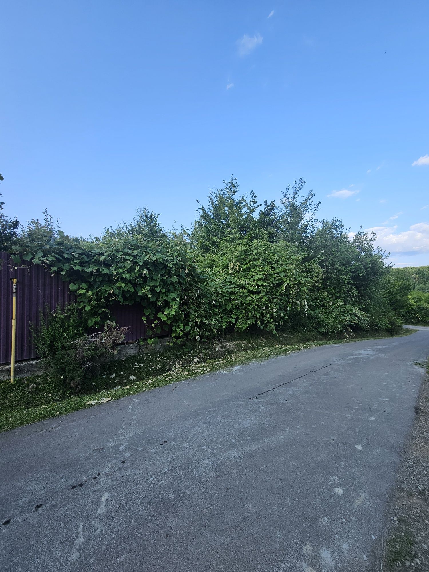Продається унікальна ділянка в районі вул.Джерельної