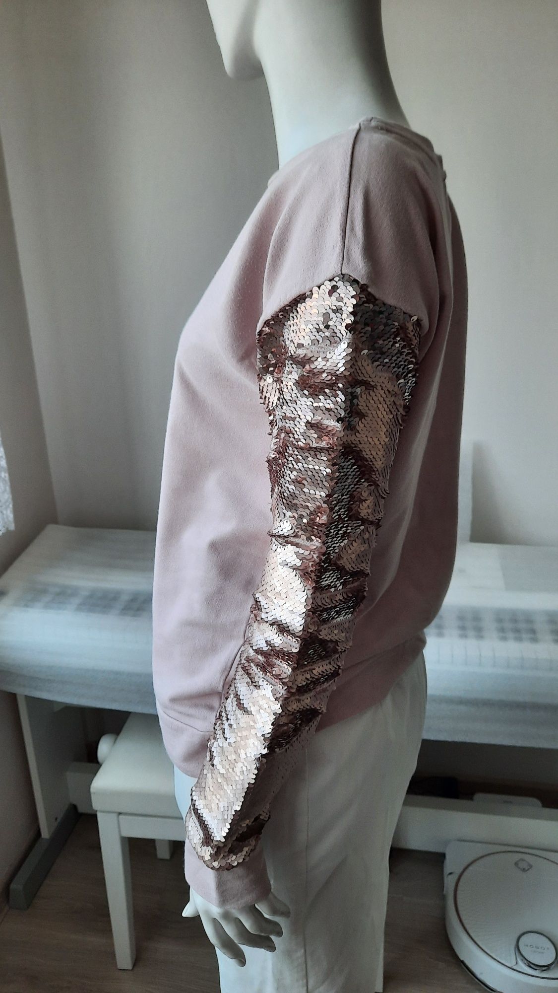 Bluza Next z cekinami r.S