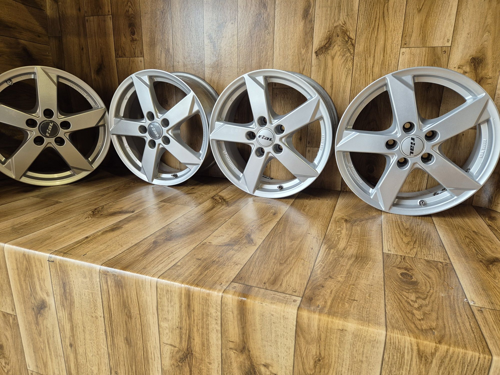 Alufelgi Rial 16 cali 5x112 et42 6,5j stan idealny VW Seat skoda Audi