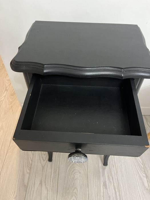 Mała konsola czarna