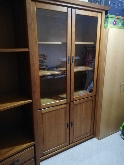 Vendo armários em madeira