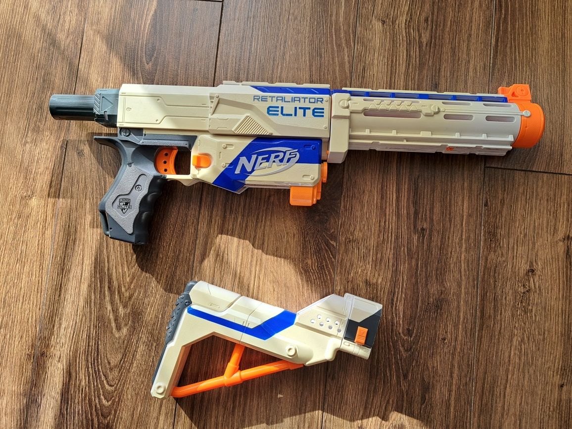 Hasbro Nerf N-Strike Elite Retaliator Blaster karabin