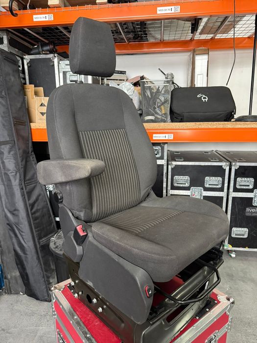 Fotel kierowcy plus ławka przód Ford Transit Custom - ogrzewane.