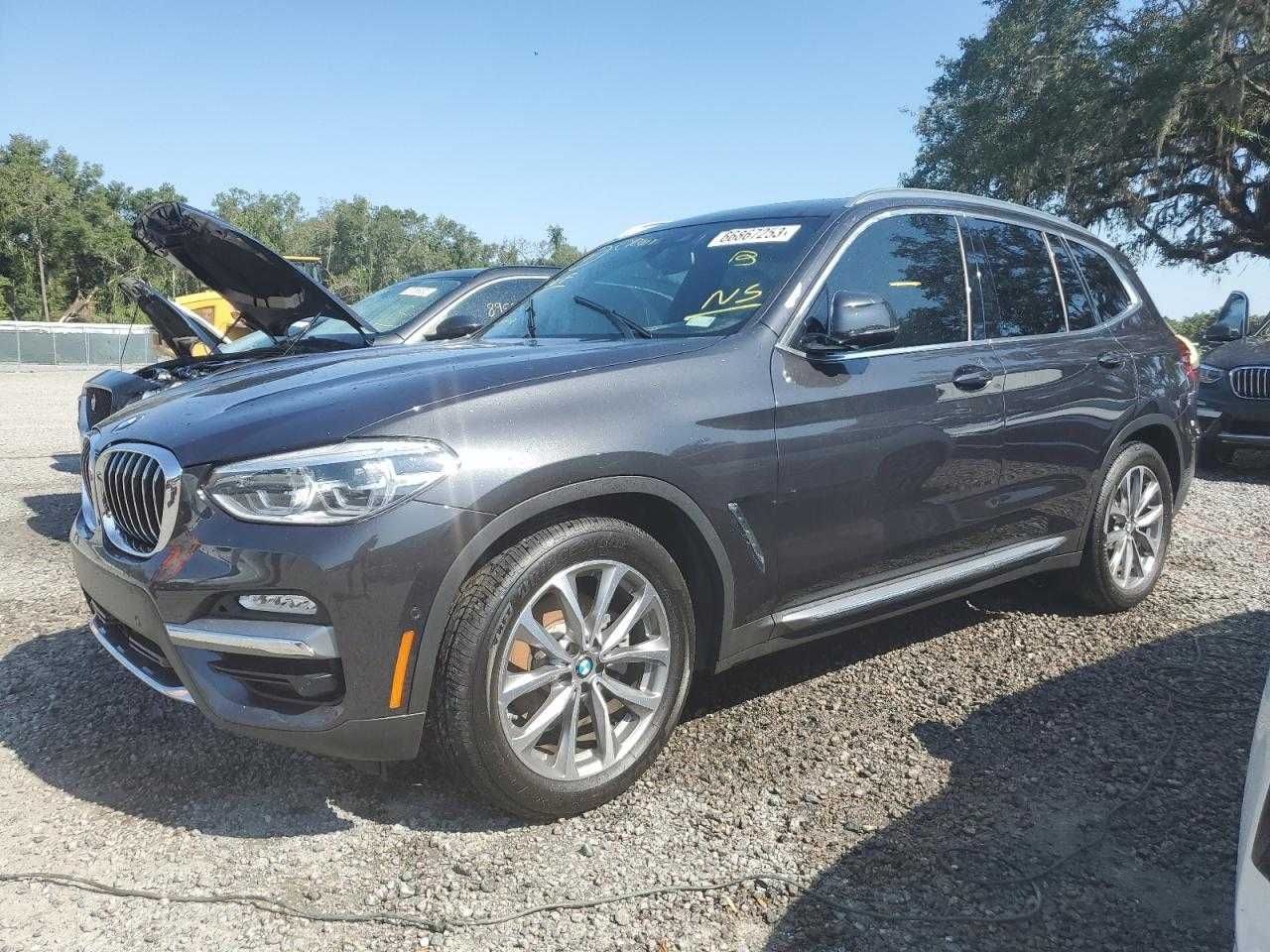 Бампер передній BMW X3 G01  розборка БМВ Х1 Г01 колір A90 B46