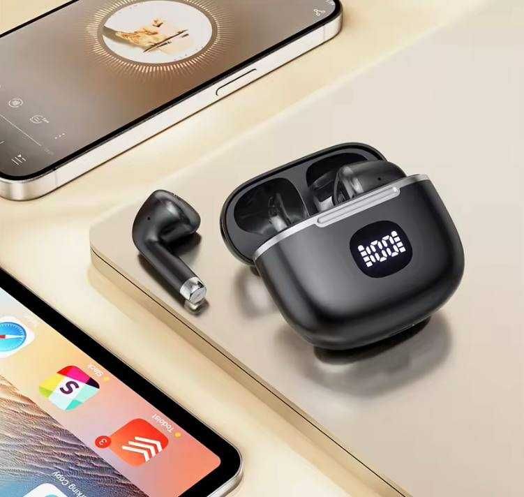 Беспроводные наушники TWS Toocki HE-060C с дисплеем