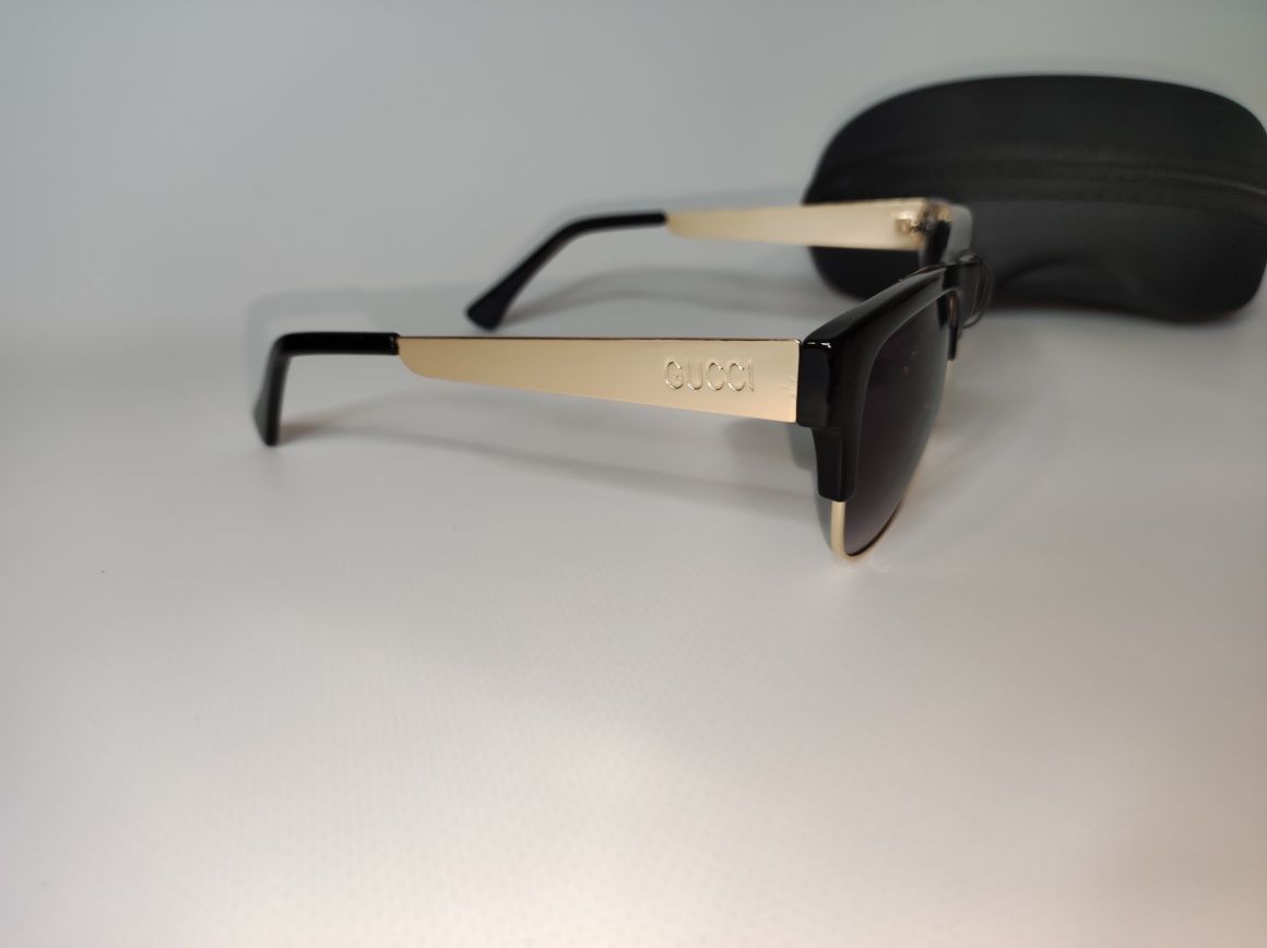 Gucci Sunglasses Gold and Black