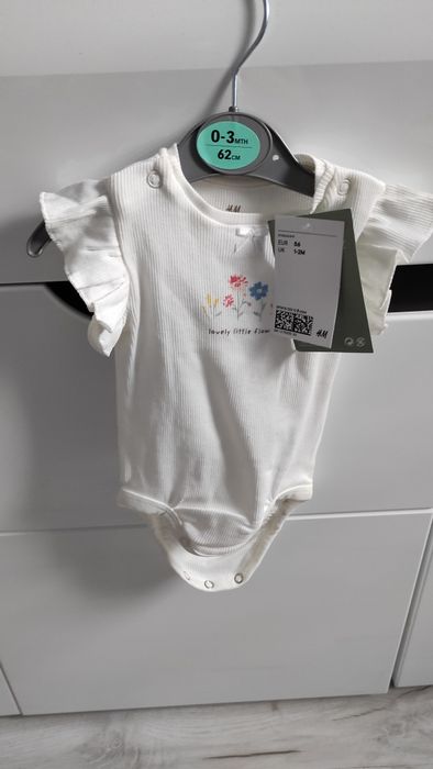 Body firmy H&M rozmiar 0-3 miesięcy