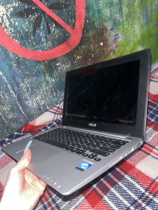 Ноутбук (детали) Asus X201E красный