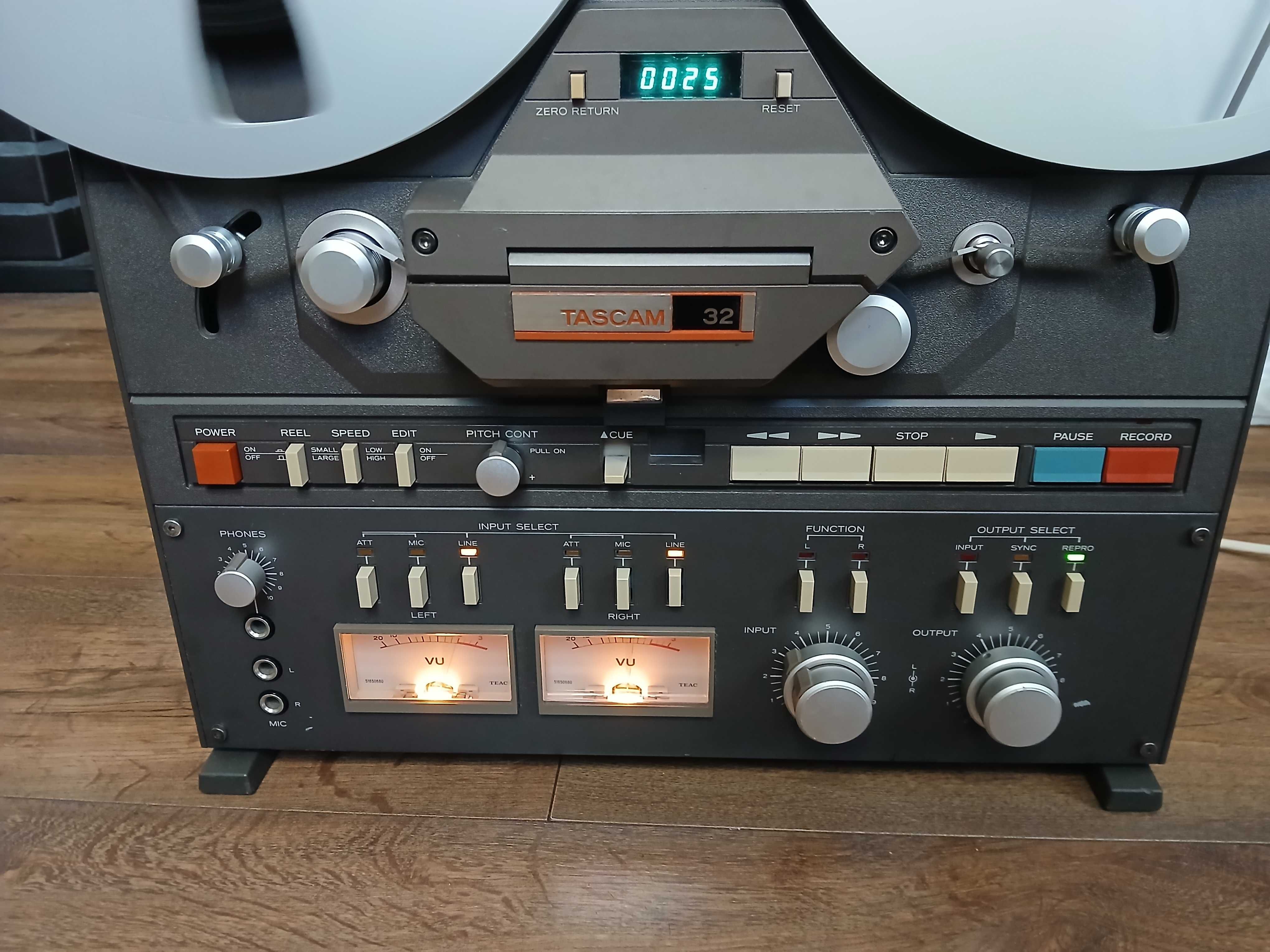 Tascam 32 Profesjonalny magnetofon szpulowy 2 ścieżki, 2 prędkości