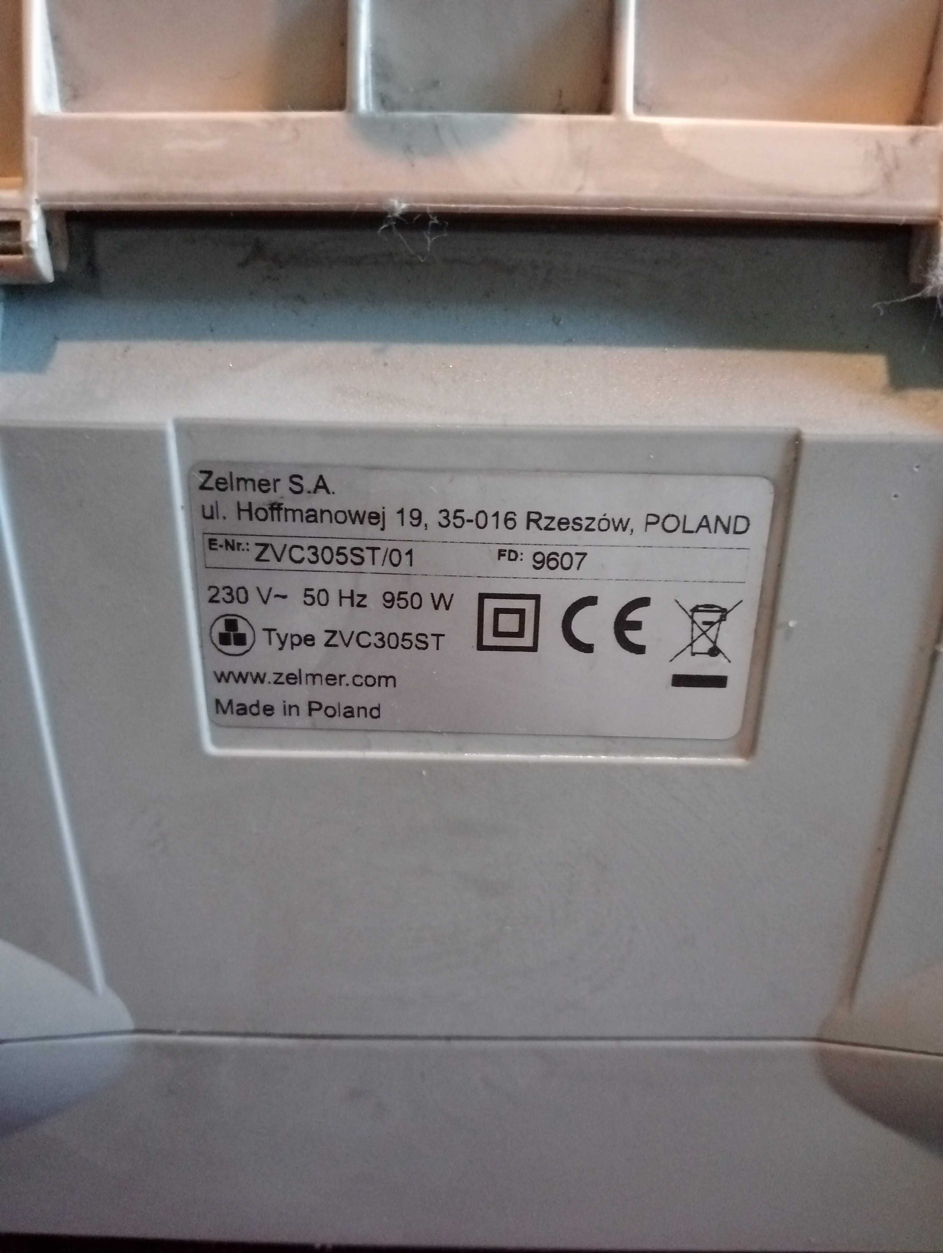 Silnik do odkurzacza i odkurzacz  Reaktor 1600 W