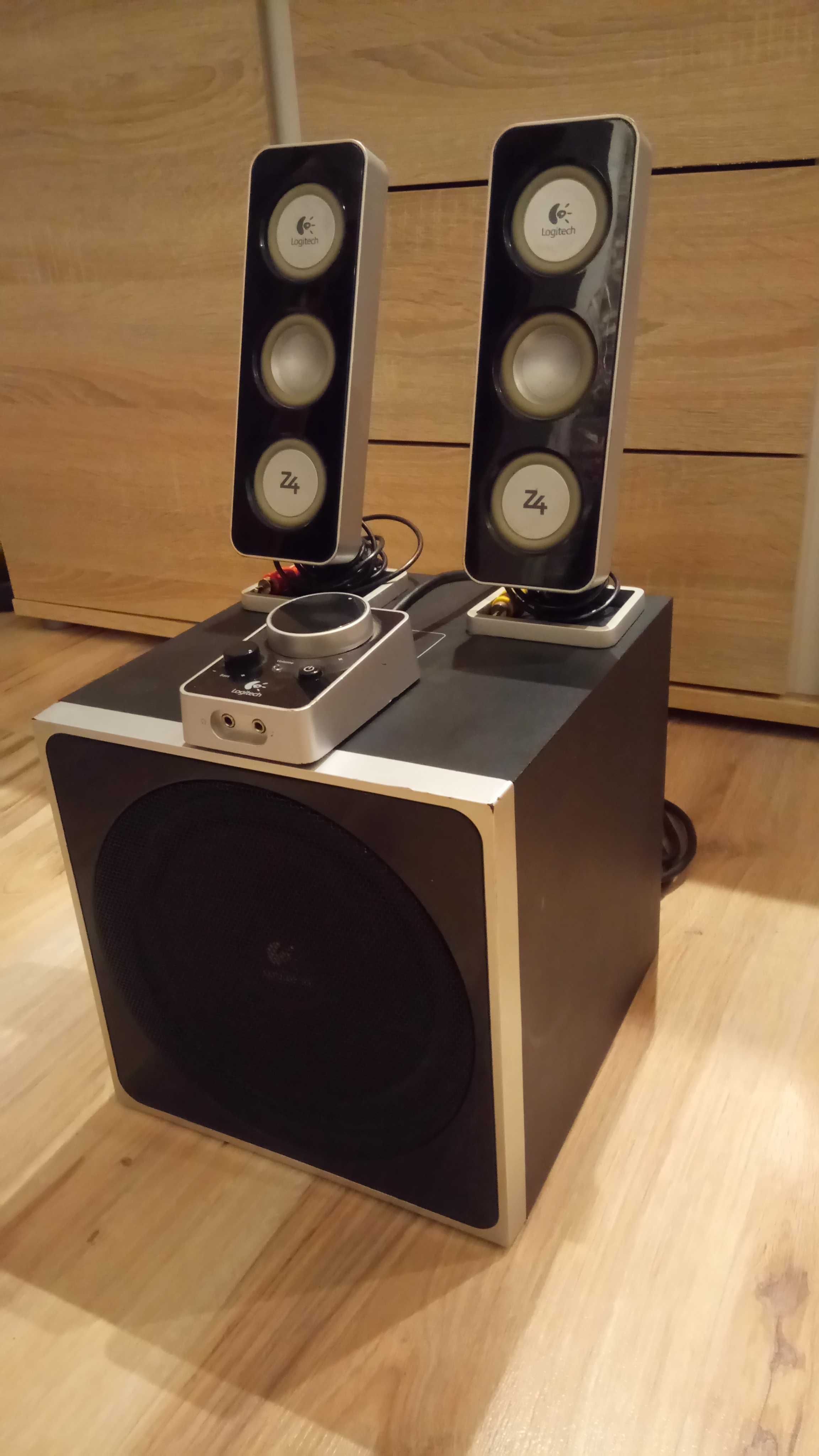 logitech Z4 zestaw