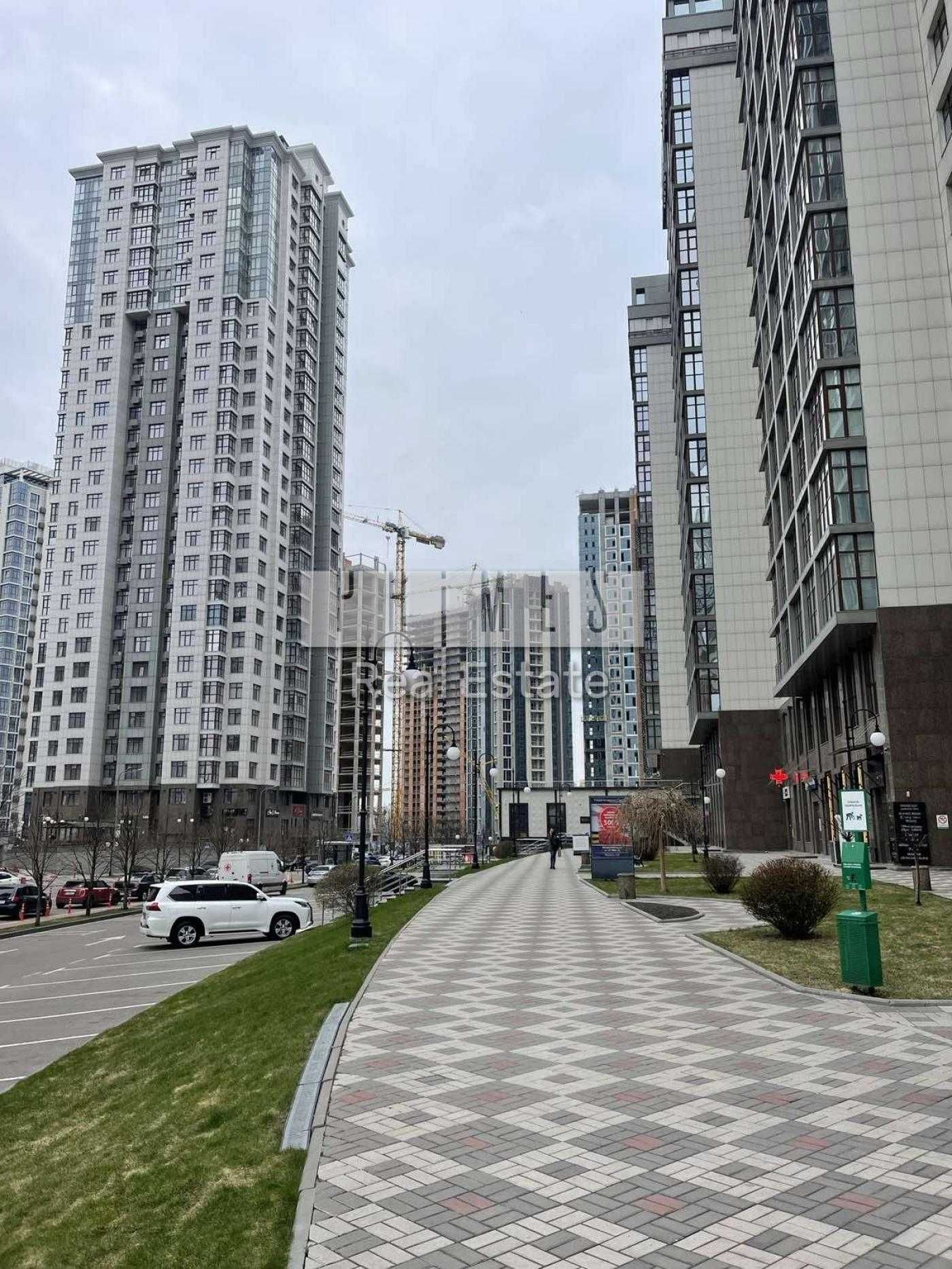 Продаж 3 кімнатної квартири в ЖК Новопечерські Липки. 124 м2