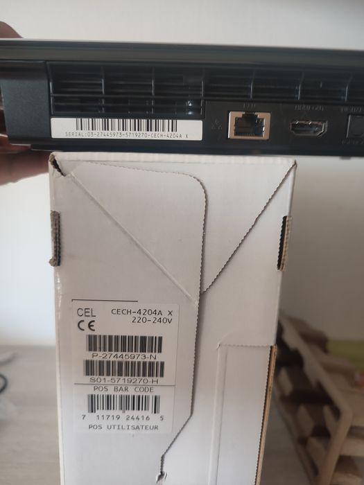 Konsola Ps3 PlayStation 3 idealna znikomo używana JAK NOWA