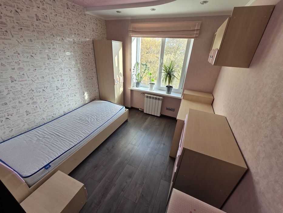 Меблі, дитяча кімната