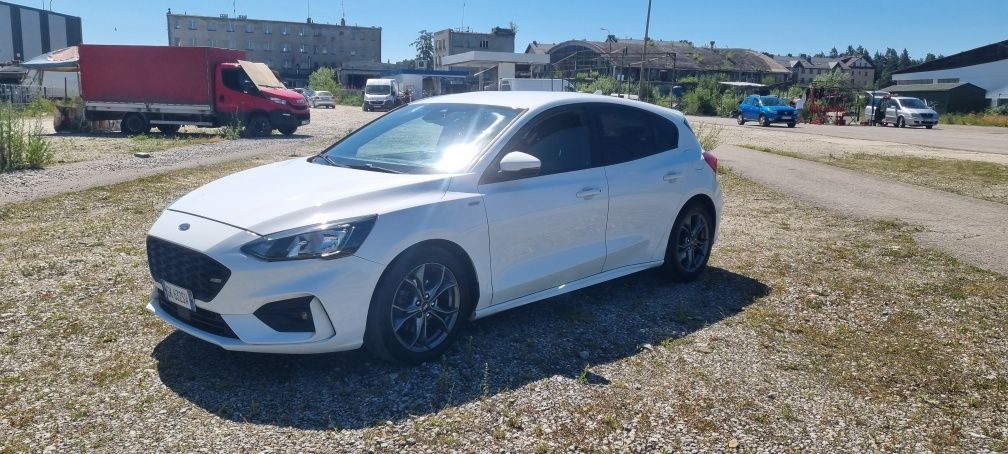 Ford Focus ST line 2019 rok 1.5 100 tys przebieg