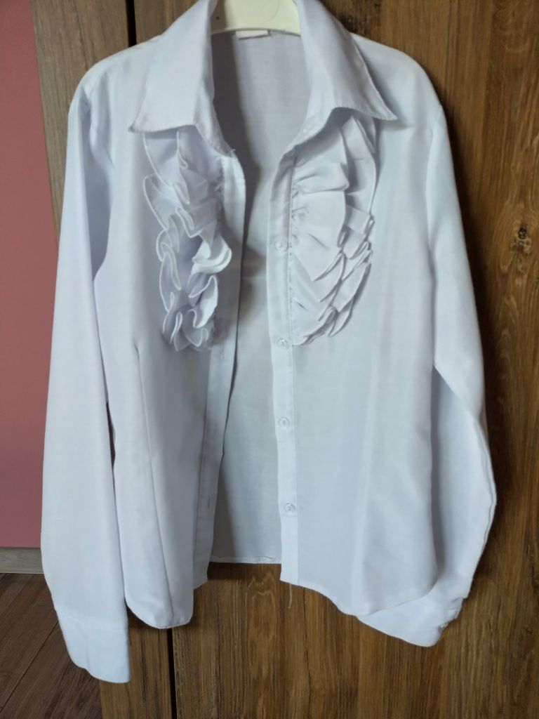 Biała bluzka galowa 140-146