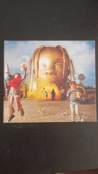 Vendo CD "Astroworld" de Travis Scott