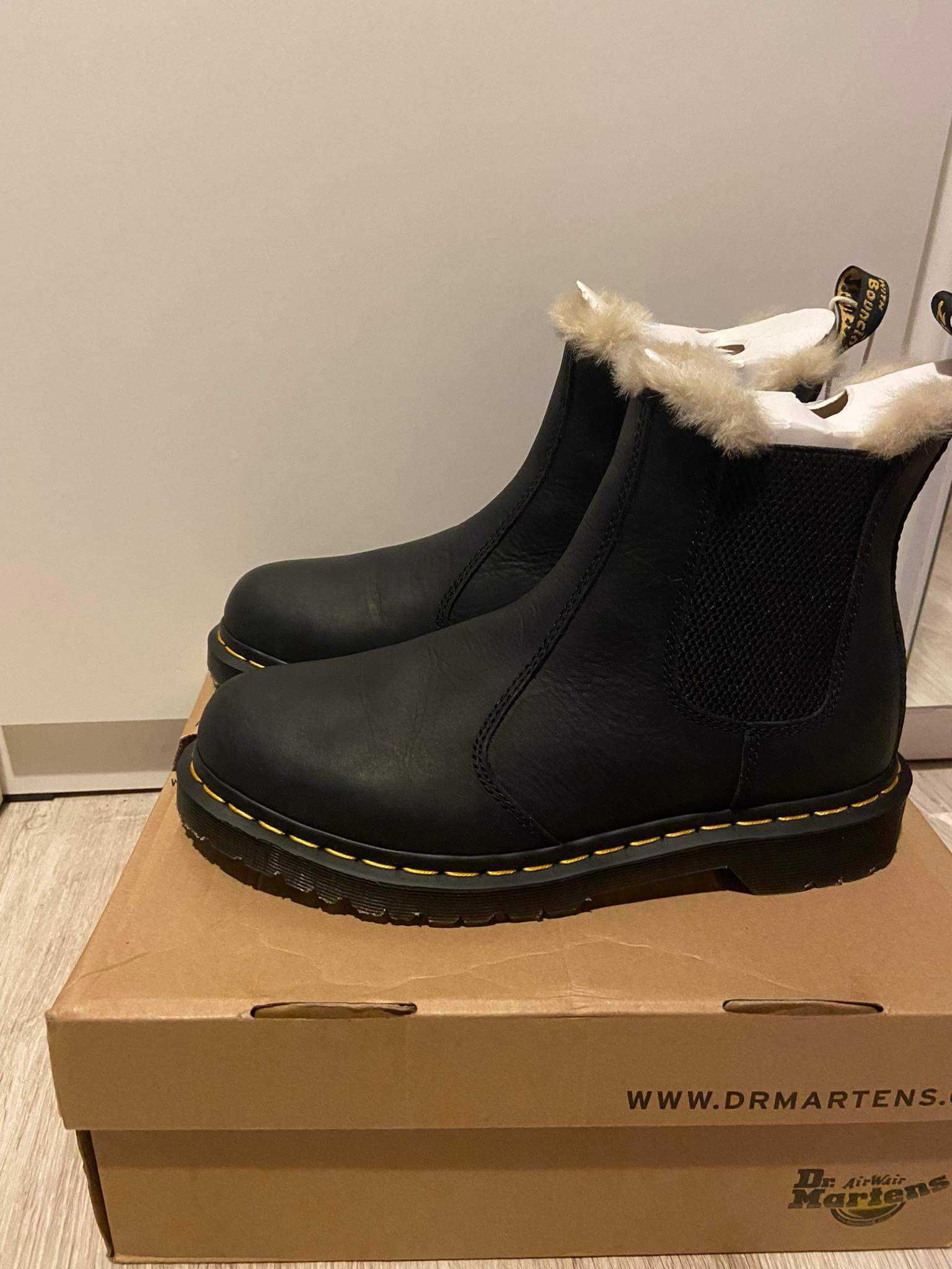 Dr. Martens 2976 LEONORE black