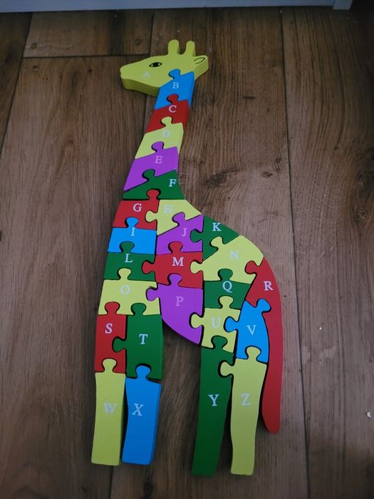 Puzzle żyrafa literki i cyferki