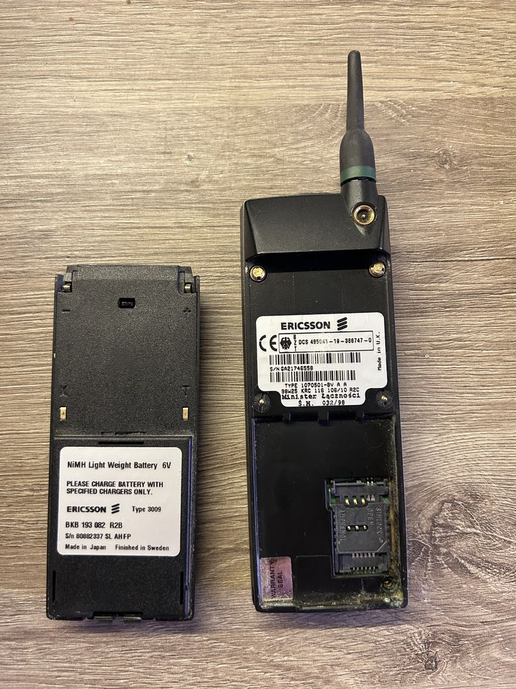 Ericsson PH388 Retro telefon komórkowy