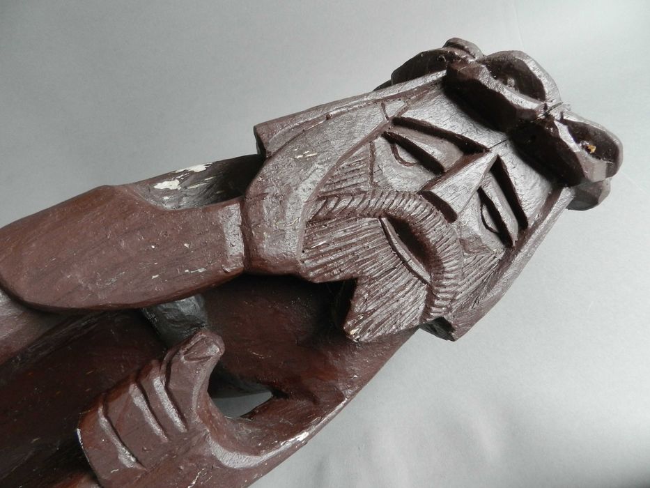 duża drewniana figura Chrystus Frasobliwy do kapliczki , sygnowany,