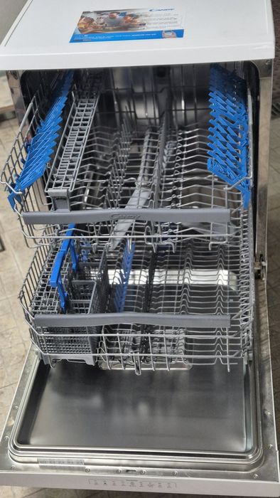 Máquina lavar loiça Candy