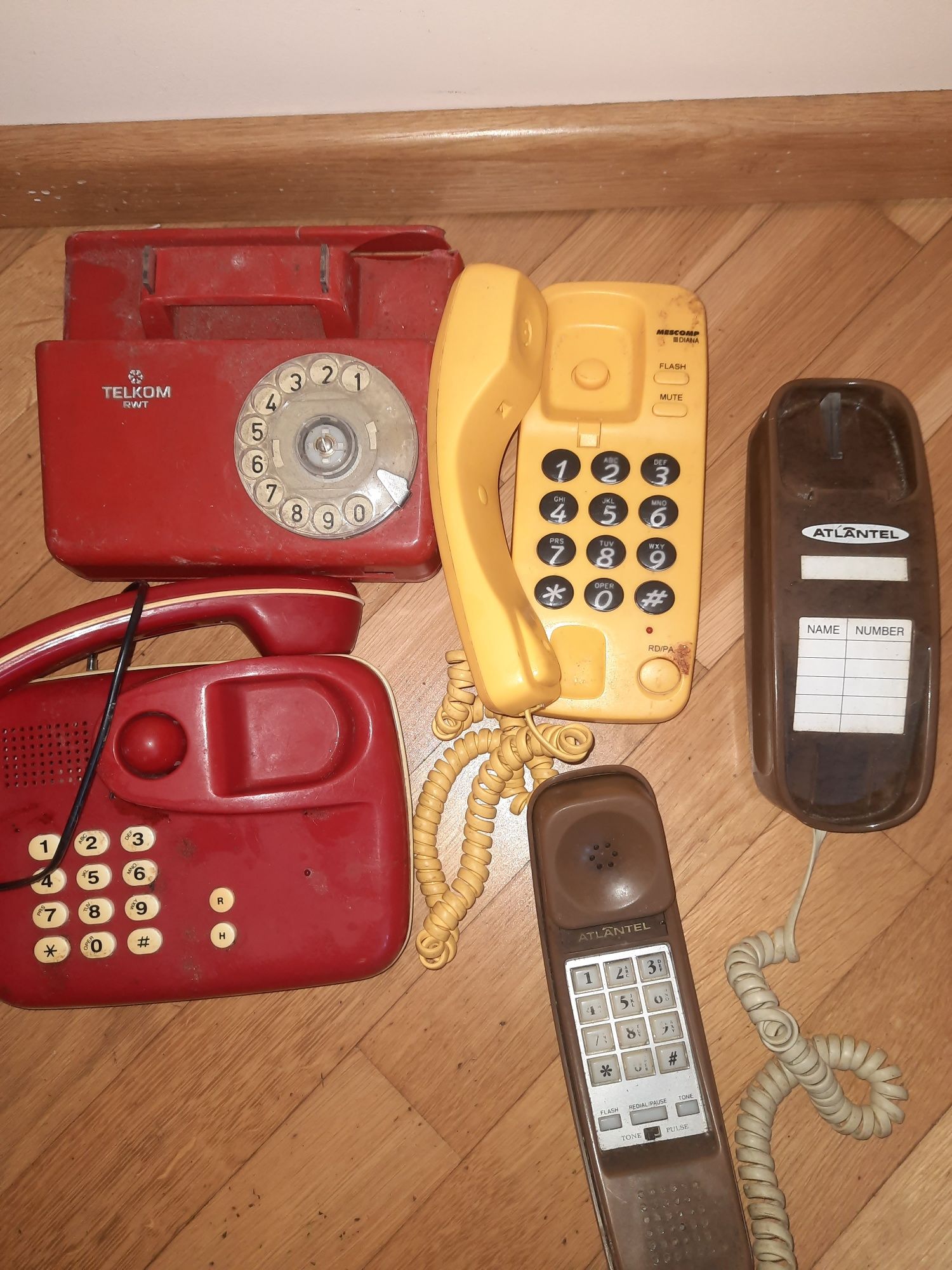 Telefon stacjonarny 4szt