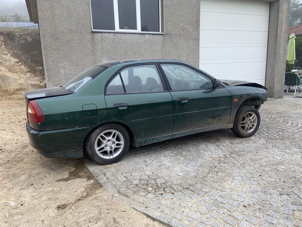 Mitsubishi Lancer para peças